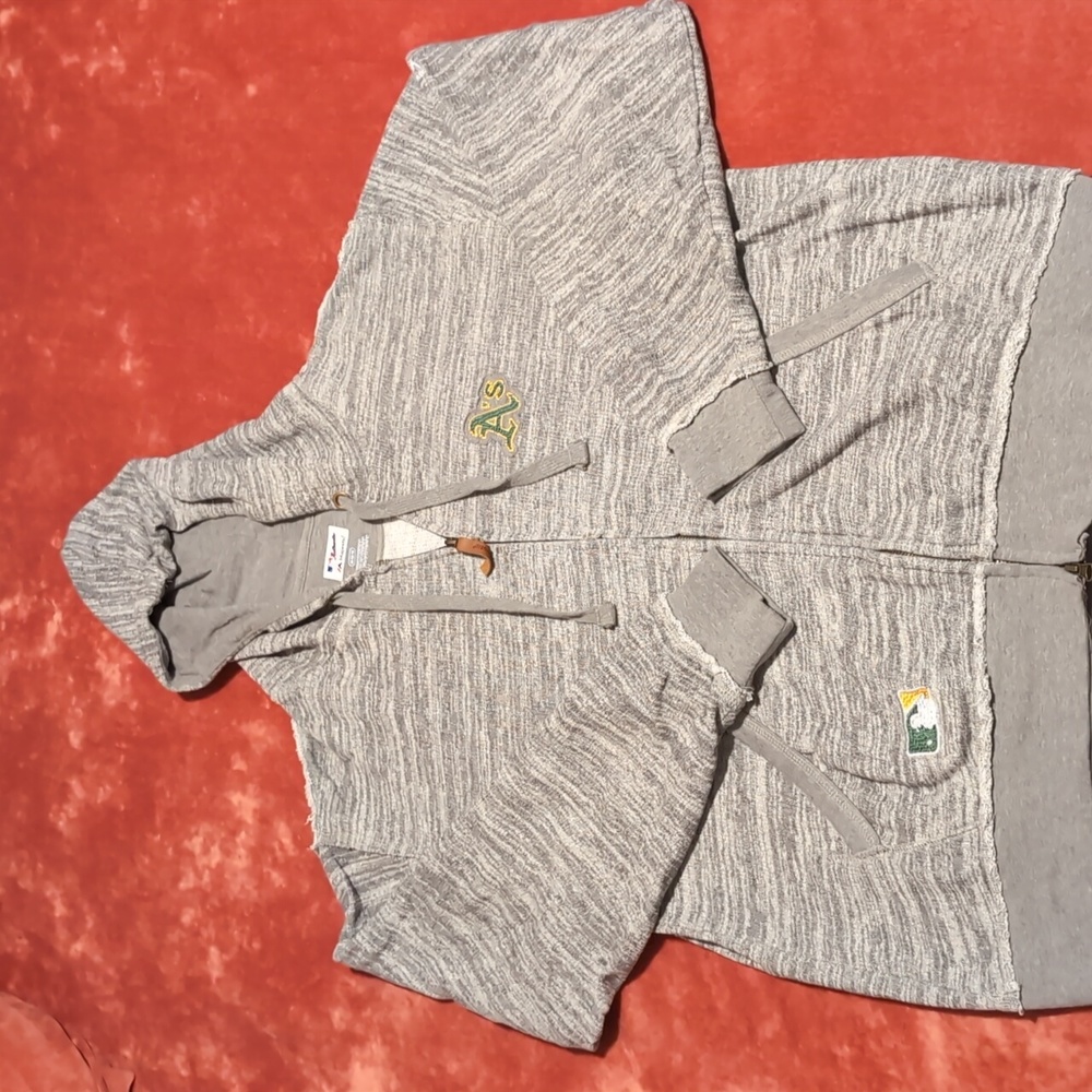 Men's Majestic Gray Oakland Athletics Clubhouse Fleece Full-Zip Hoodie Men's M